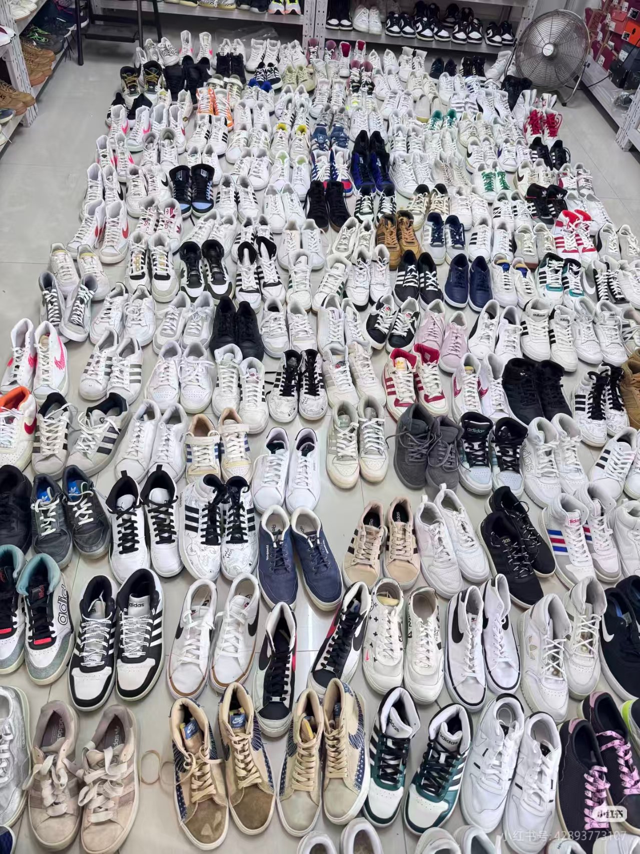 Used sneakers wholesale